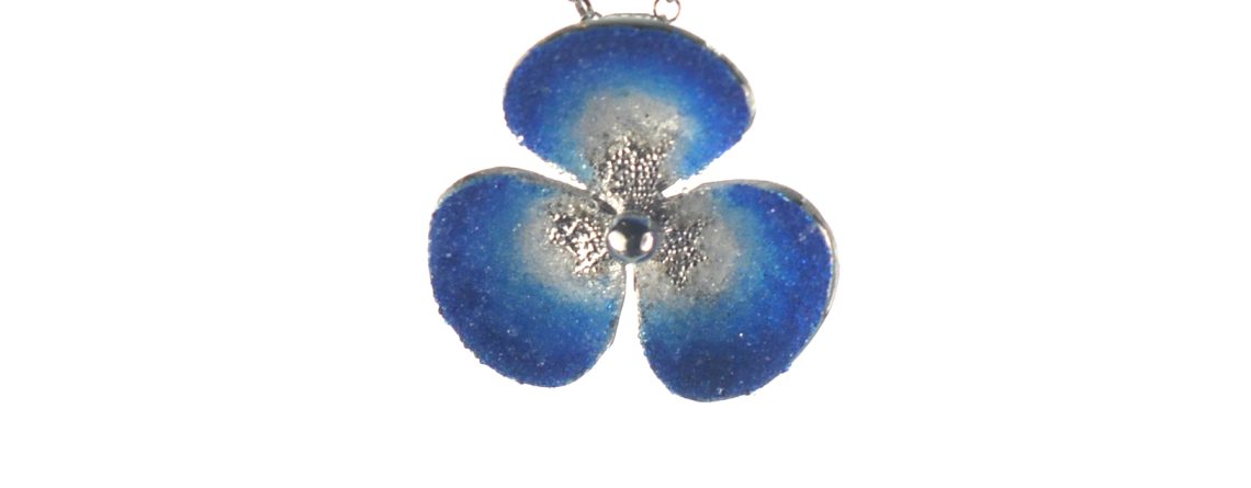 Ασημένιο 925 μενταγιόν λουλούδι με μπλε νανοκρύσταλλα